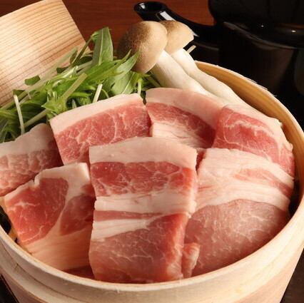 豚の蒸籠蒸し