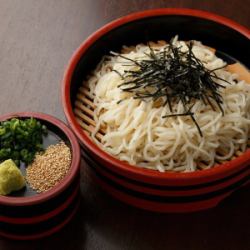 おけ盛りコシヒカリ麺