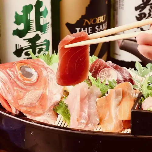 豪華鮮魚五点大漁盛り