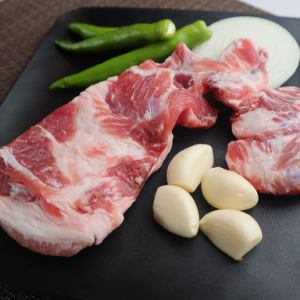 Bone-in pork ribs (1 portion)