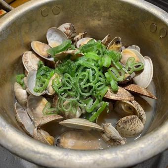 青ネギとあさりの正油酒蒸し
