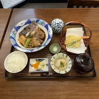 【预订菜单】红烧鲷鱼套餐 *价格约为2500日元（含税），具体价格取决于食材成本。