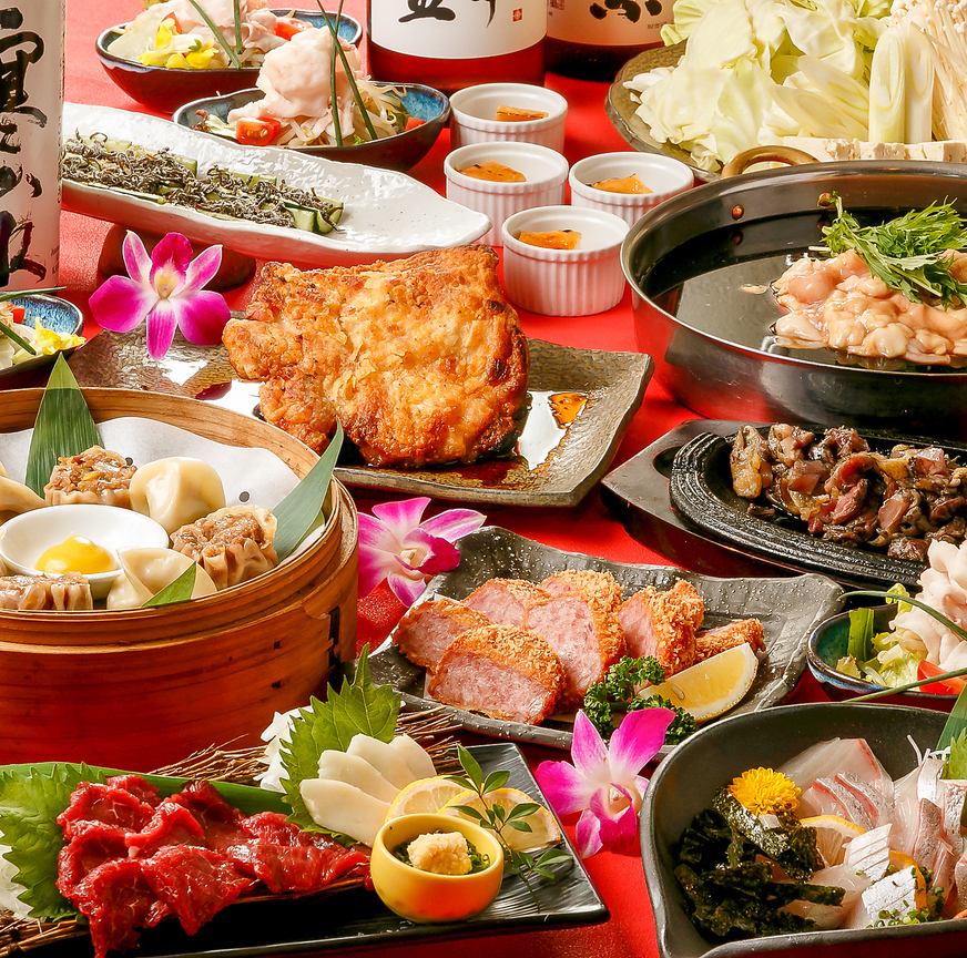 可以选择自己喜欢的火锅，如motsusuki、mizutaki等。套餐4,000日元起