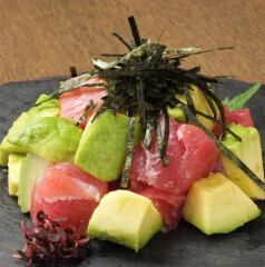 Tuna and avocado with wasabi and soy sauce