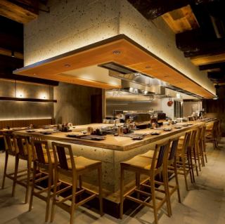 友人やカップルの方達と居心地の良い空間を！デートや集まりにぴったり♪お酒と焼き鳥で素敵な思い出を作りましょう◎各線難波駅から徒歩3分！皆様のご来店お待ちしております。【大阪/梅田/焼き鳥/焼鳥/ランチ/個室/居酒屋/グランフロント大阪/梅田　居酒屋/飲み放題】