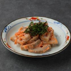 辣味鱈魚籽佐蛋黃醬和蓮藕