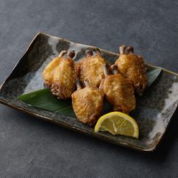 1 aged chicken wing
