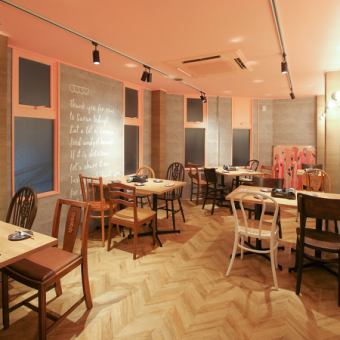 3樓桌子座位♪我們可以預訂約20人的聚會和其他場合的桌子，請隨時聯繫我們[#大阪#梅田#韓國美食#烤肉#無限吃喝#啤酒！ #週年紀念#起司]