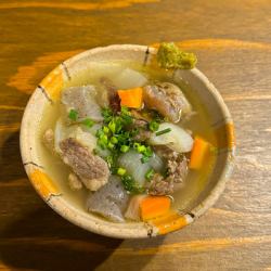 （冬季限定）和風馬肉すじ煮込み