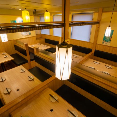 <p>【全180席】少人数宴会はもちろん10名様～100名様の団体様も承れます！少人数～最大宴会100名様まで宴会可能なので、お気軽に歓送迎会や会社宴会のご相談下さい♪他幹事様をの株が上がる宴会のお手伝いをさせていただきます♪ </p>