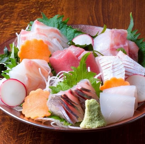 お刺身盛り合わせ