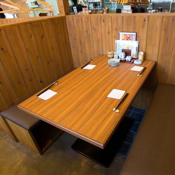 For those who want to take off their shoes ... for those who like it, we have many table seats ☆ Because it is a box type with a partition ♪ you can relax slowly without worrying about the surroundings ♪