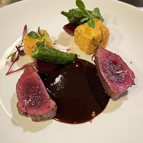 鹿肉のロースト