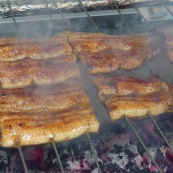 特製鰻魚套餐：8,000日圓（含稅，不含服務費）