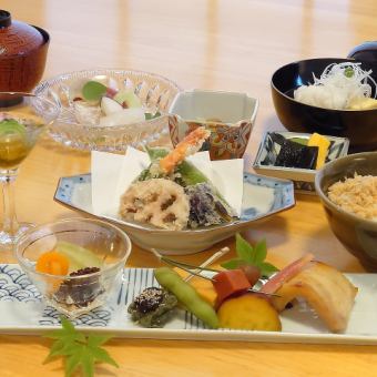 9月午餐【禦膳套餐 2,800日圓（含稅、不含服務費）】
