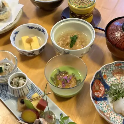 Celebratory/Memorial Service Course: ¥5500 (tax and service charge not included)