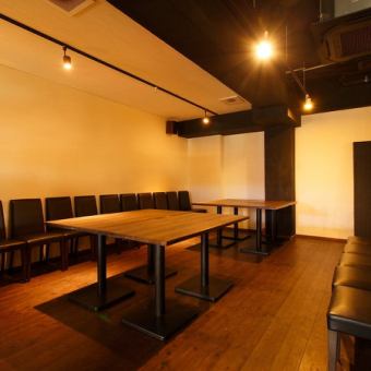 [Private store: 20 to 40 people (standing)] Now accepting reservations for various parties! How about a higher-grade private banquet in a relaxing space filled with the warmth of wood? You can use the tables and seats as you like. Since it can be rearranged, it can be used for various occasions such as commemorative parties, social gatherings, and event launches!