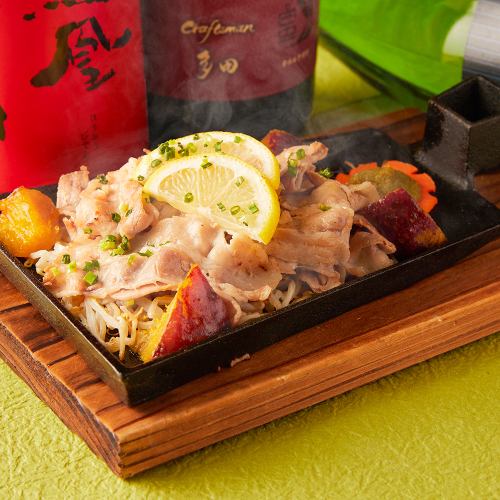 猪肉红薯锄头烤