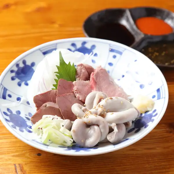 【◇とろける旨味！◇】徹底した鮮度管理で安心安全♪厳選お肉の濃厚な旨みを存分に味わう極上肉サシ！