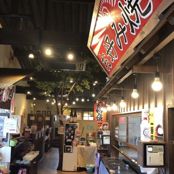 Okonomiyaki & Teppanyaki restaurant that can be enjoyed with lively street food sensations !! Yakisoba and Monja also available ♪ We recommend early bookings for large banquet reservations !! Feel free to contact the staff please contact.We look forward!