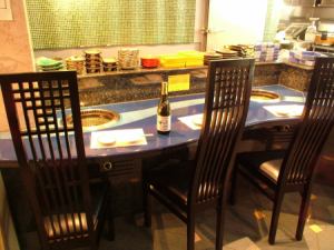 If you want to eat yakiniku quickly, the counter seat is also recommended.