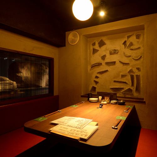 《2nd floor》 Excellent comfort with soft seats on the entire surface! * It is a private room with flat sofa seats.