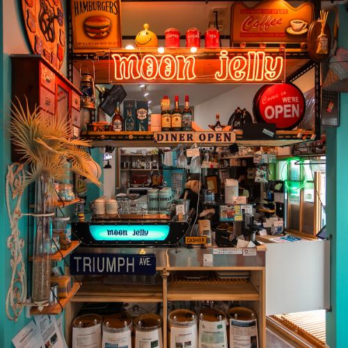 ダイナーのような空間で◎