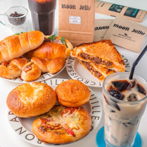 【天然酵母が織りなす、至福の香り。心を込めた手作りのパン。】手作りパン各種