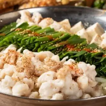忘年会!新年会!2時間飲み放題付き+牛もつ鍋食べ放題+お料理5品 5,000円→3,500円
