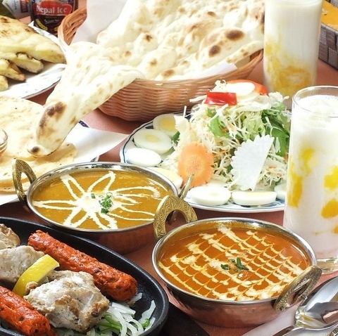 A full-fledged curry lunch! We offer a wide variety of carefully selected curries!