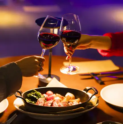 【2時間飲み放題付】贅沢な黒毛和牛もも肉ステーキ等全8品≪CHEF'S COUSE≫⇒9900円(税込)♪
