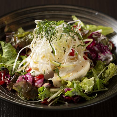 두부와 매화 일본식 샐러드