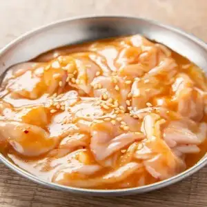 【名物】生ホルモン　(味噌焼き)