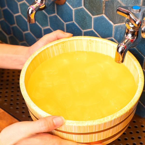 ちょい飲みから大人数での飲み会やパーティーまで、様々なシーンに対応可能なお席をご用意！扉付き個室も◎大人数様での宴会も大歓迎！ご利用人数やご予算、ご要望などお気軽にお問い合わせください。