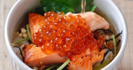 ●鮭魚茶泡飯