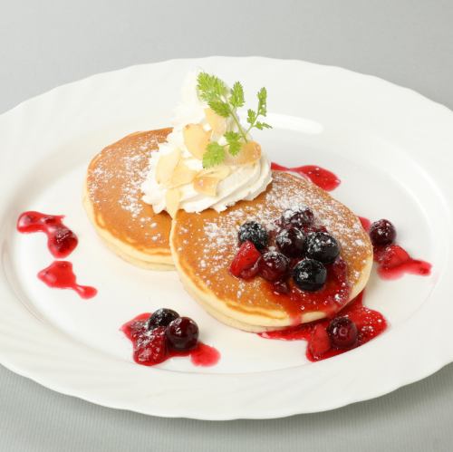 パンケーキ　～ベリー添え～