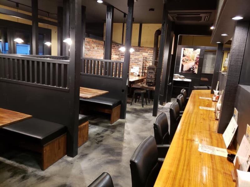 Counter seats and table seats are available on the 1st floor.Perfect for a quick detour on your way home from work, a drinking party with a small number of people ♪