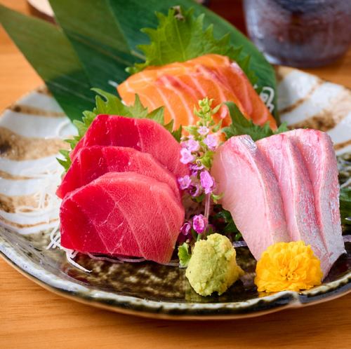 我們還提供各種精美菜餚,均根據產地和新鮮度精心挑選!