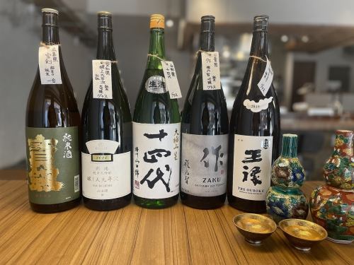 More than 20 types of sake!!!