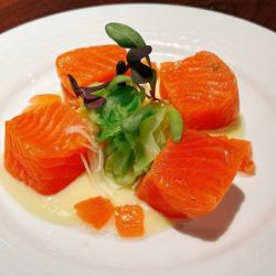 山梨県産【富士の介サーモン】 低温調理マリネ ライム風味