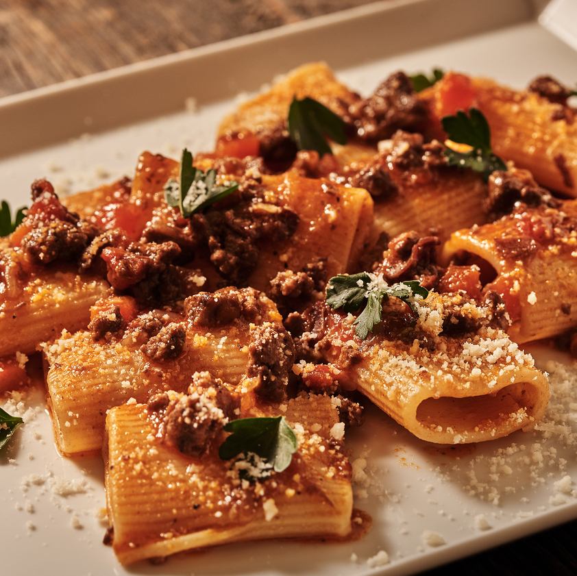 享用採用新鮮蔬菜烹調的創新美食!