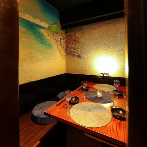 <p>[A hideaway space for adults] We offer a variety of comfortable seats, all with hori-kotatsu seating.It can be used not only for drinking parties with friends, but also for dates, anniversaries, entertainment, etc.</p>