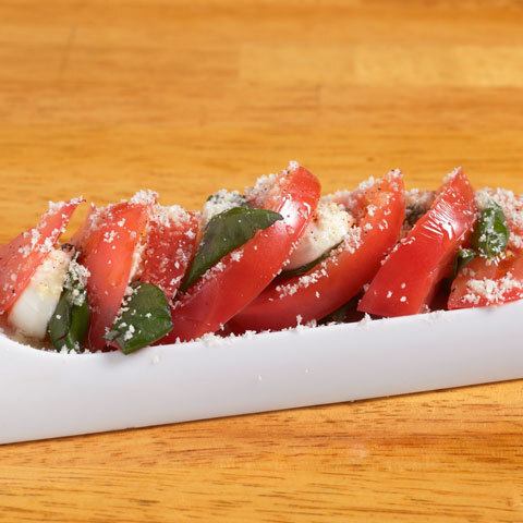 フレッシュバジルのカプレーゼ