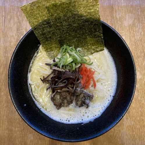 家元豚骨ラーメン
