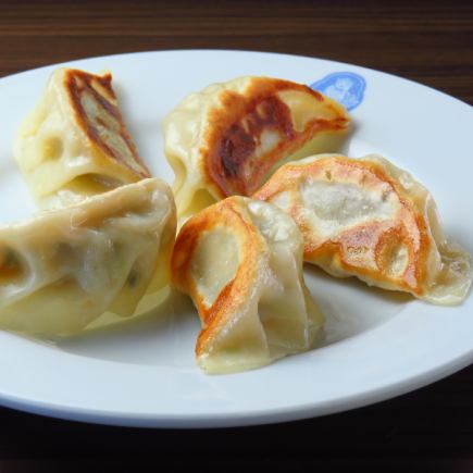 【２時間飲み放題付き】☆海老チリソースや自家製焼き餃子等が豊富☆Aコース税込３８５０円