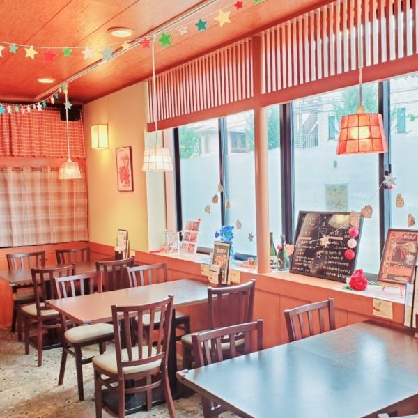 [A cozy restaurant run by a couple who likes Chinese food] Chair seats, a counter, and tatami mats are available♪[Reservation request] We will respond within 3 days.You can also make a reservation from Instagram message and Google chat ☆