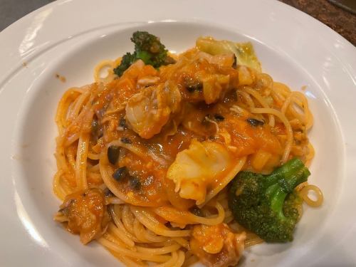 Sicilian-style spaghetti with Aomori scallops