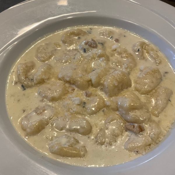 冬季限定! ふぐのアヒージョ、季節のスープ、牡蠣のパスタ