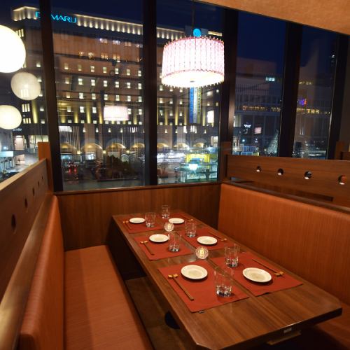 Night view table seats with a view of Sapporo Station! Perfect for banquets, drinking parties, and girls' parties.
