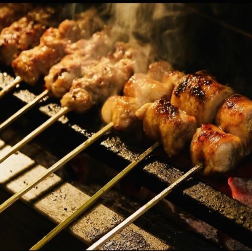 土佐備長で焼き上げる焼鳥